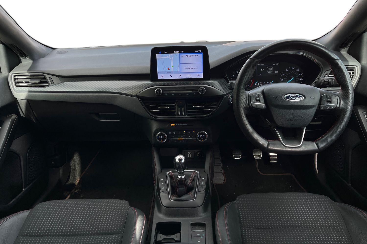 Ford Focus Photo 9