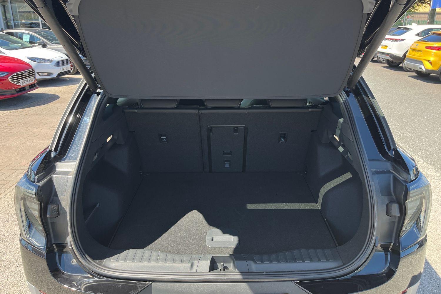 Ford Explorer Photo 20