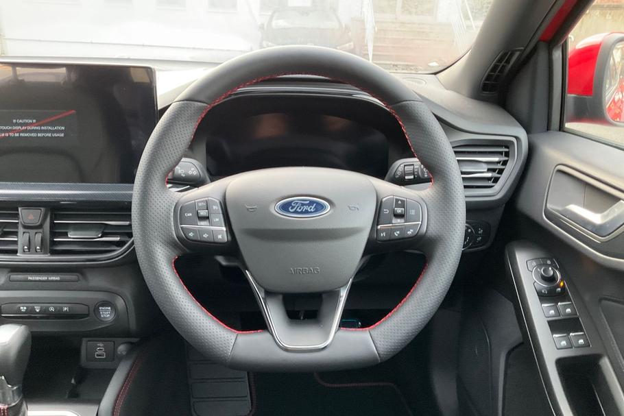 Used Ford FOCUS 12