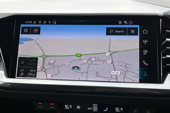 AUDI Q4 E-Tron Photo 14