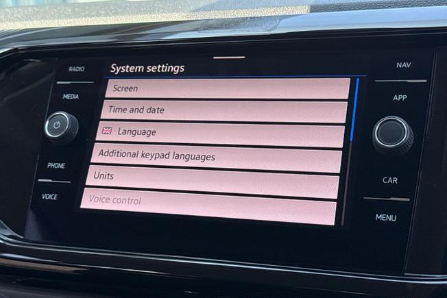 VOLKSWAGEN T-Cross Photo 34