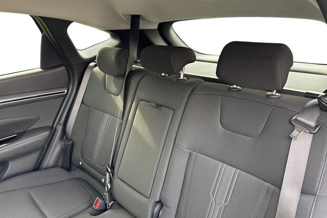 HYUNDAI Tucson Photo 9