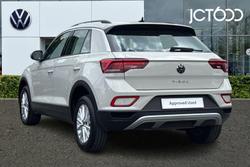VOLKSWAGEN T-Roc Photo 3