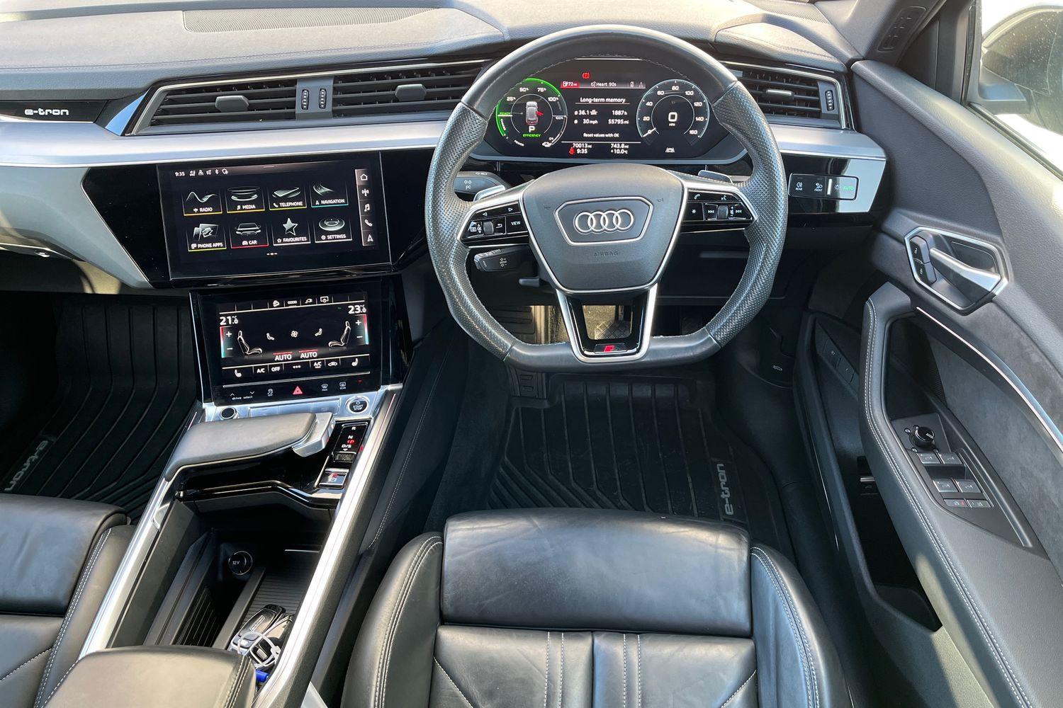 Audi E-TRON Photo 10
