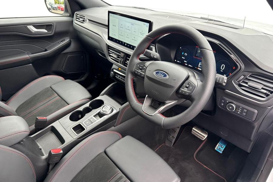 Ford KUGA Photo autoimg-0375dfa4853980ec5cdc3f32da59ab08591822ff.jpg