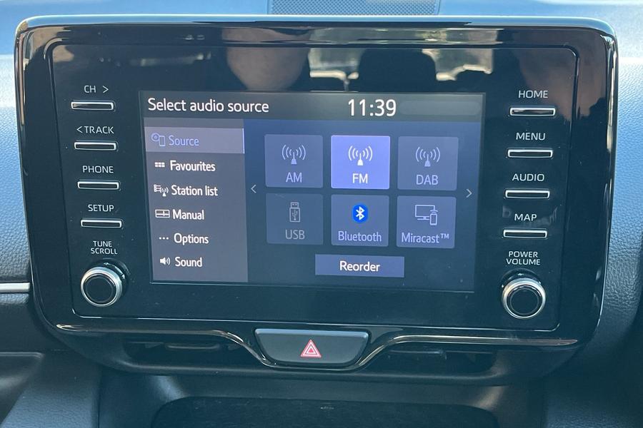 Toyota YARIS Photo autoimg-03773ab9e2e441501beda9babe5952c44cedda28.jpg