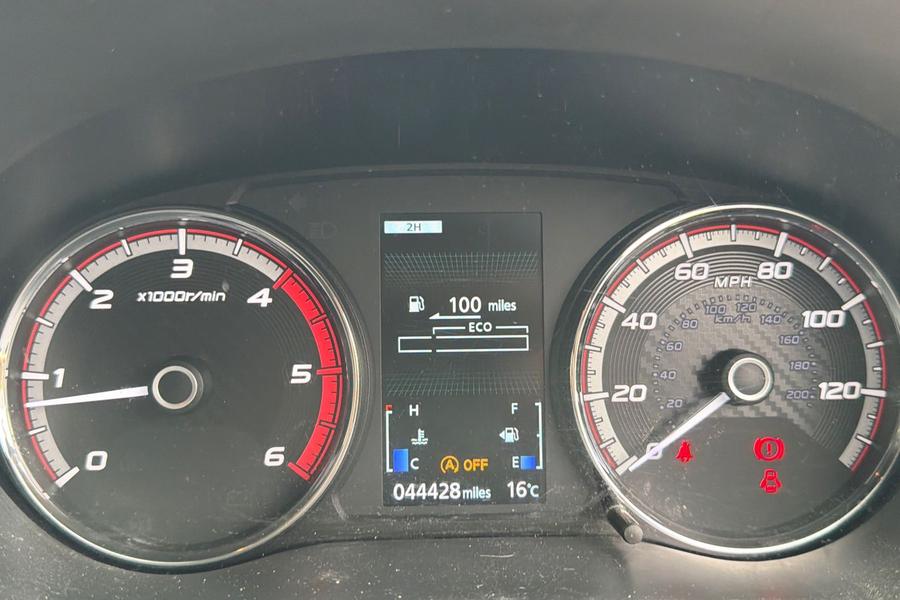 Mitsubishi L200 Photo autoimg-037bad4d72566e32ff4d7c23c9f259237d866522.jpg