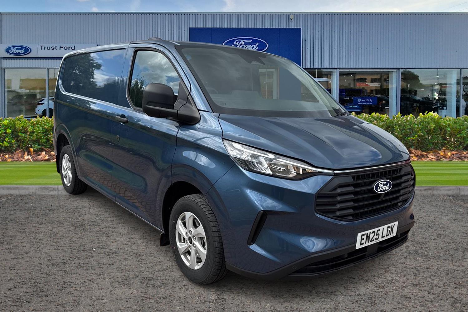 Ford TRANSIT CUSTOM Photo 0