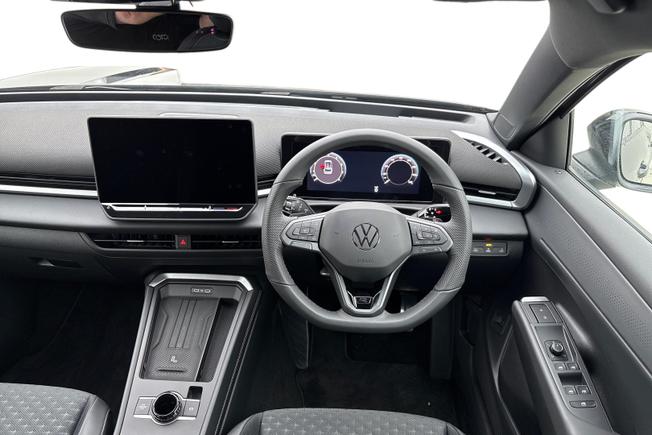 VOLKSWAGEN  T-Roc Photo 11