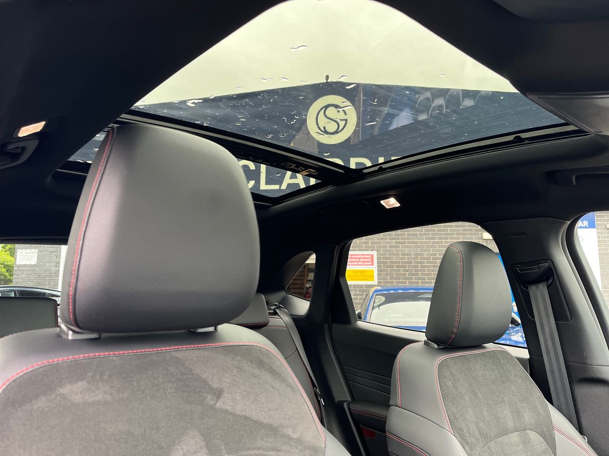 Ford Kuga Photo 17
