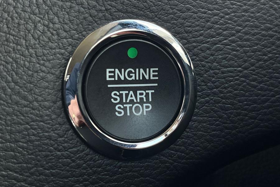 Ford Galaxy Photo autoimg-0381aca25204ac3f2c8108da7a668a81d993d1a5.jpg