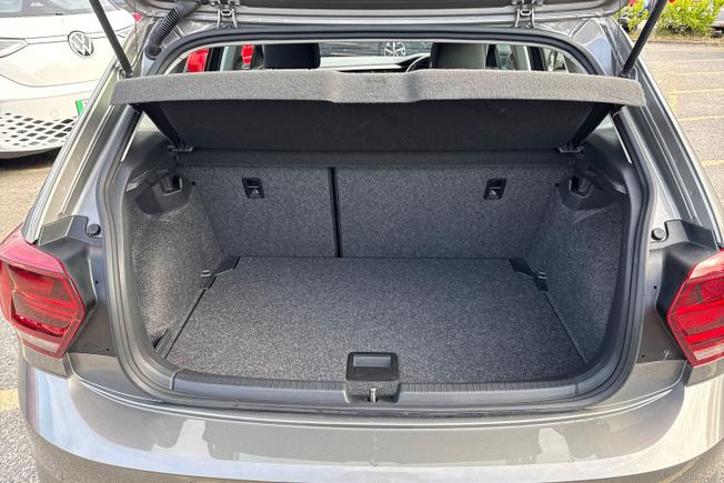 VOLKSWAGEN Polo Photo 12