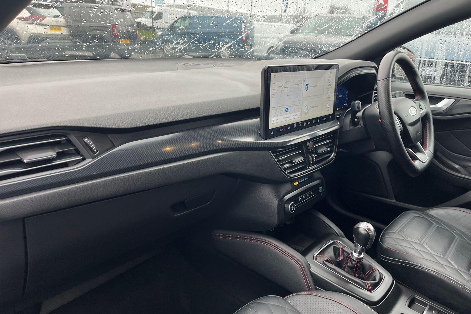 Ford FOCUS Photo 17