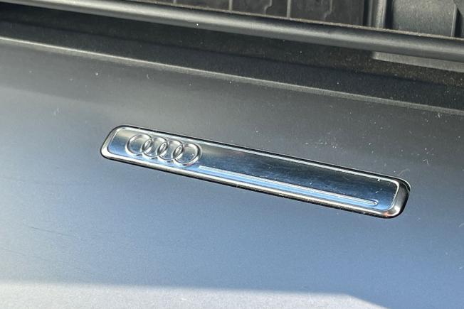 AUDI A3 Photo 35
