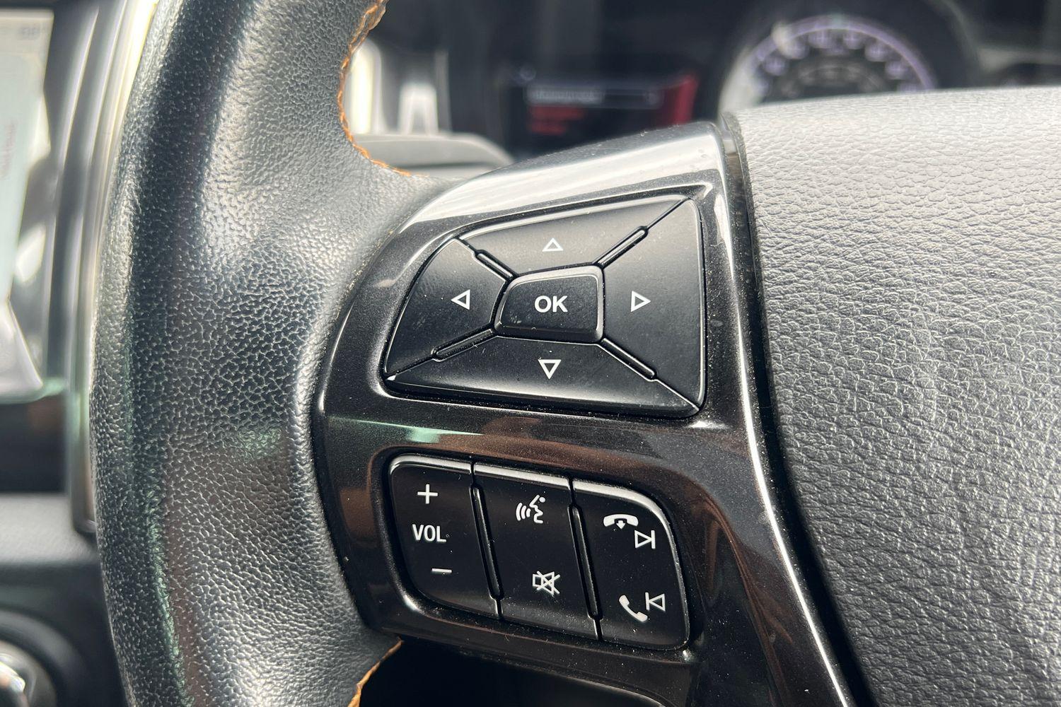 Ford RANGER Photo 38