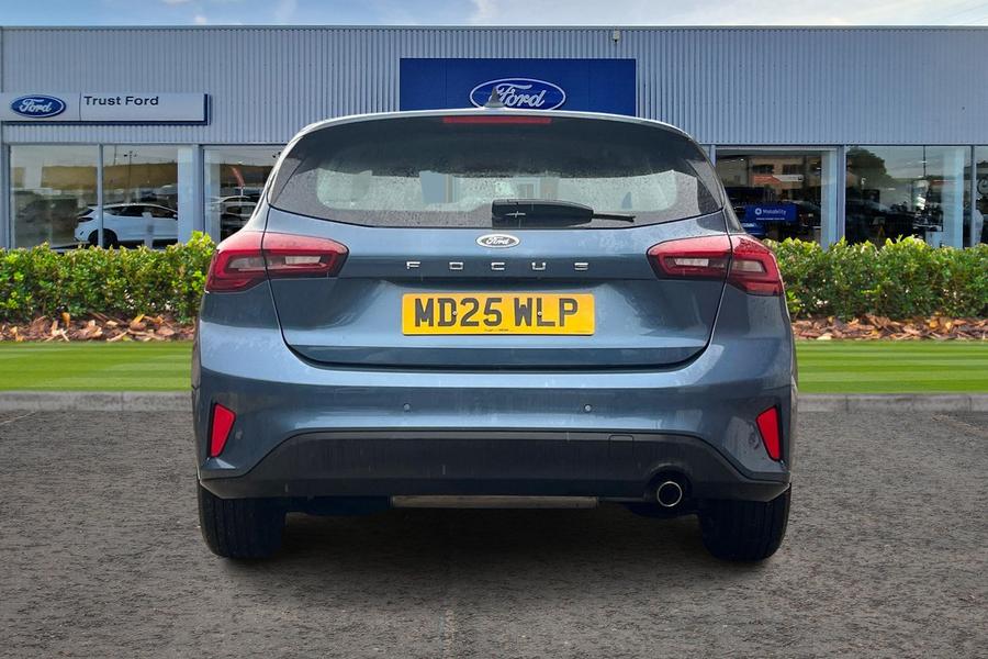 Ford Focus Photo autoimg-038b1ba3a74aeafa93fb2105b56a20f79e3619b8.jpg