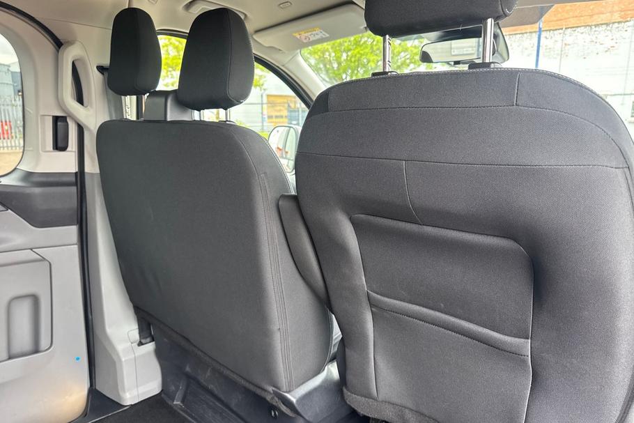 Used FORD TOURNEO CUSTOM YS25XNT 25