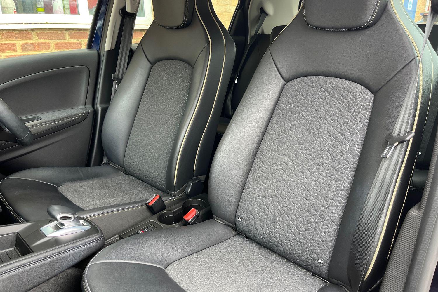Renault ZOE Photo 18