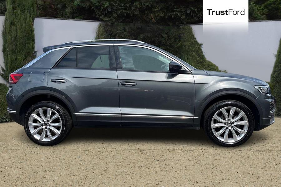 Volkswagen T-Roc Photo autoimg-0392e0bf595abf5315105f0f344217acee0a9fd4.jpg
