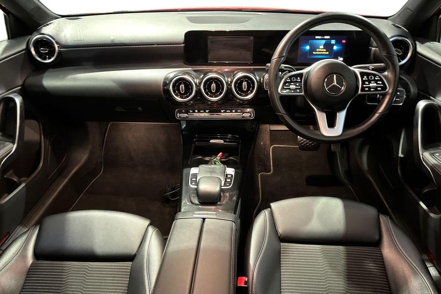 Mercedes-Benz A CLASS Photo autoimg-0394eb702558ac77bbb187ee344e4ee09ef5d240.jpg