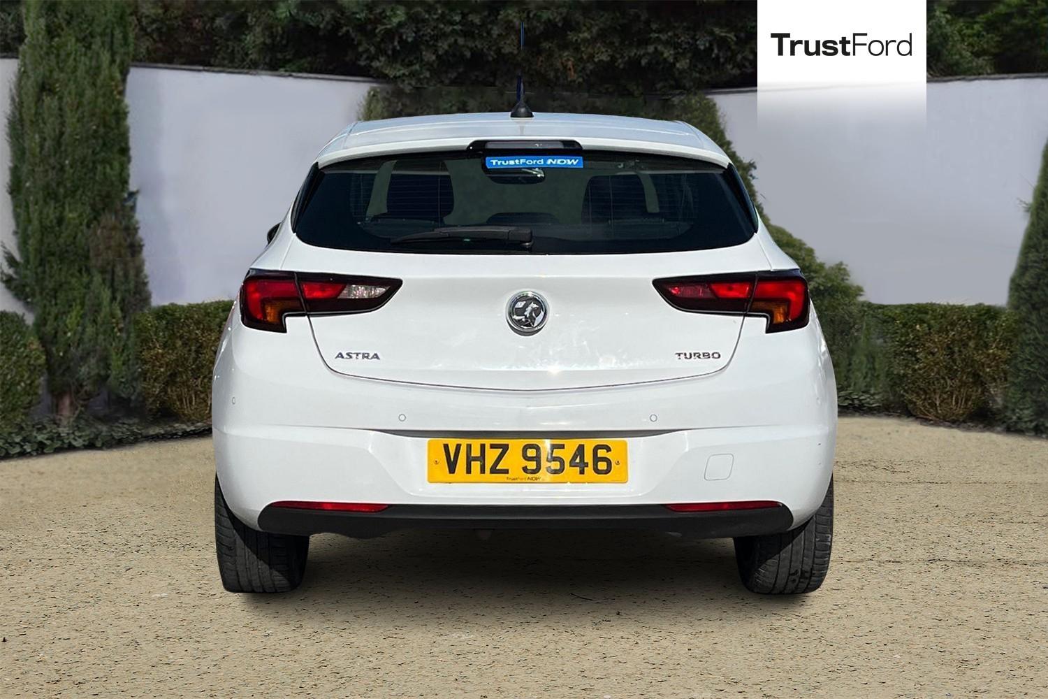 Vauxhall ASTRA Photo 6