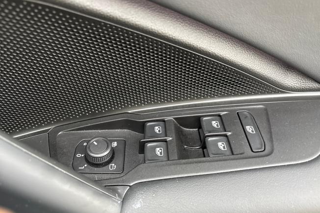 VOLKSWAGEN Tiguan Photo 29