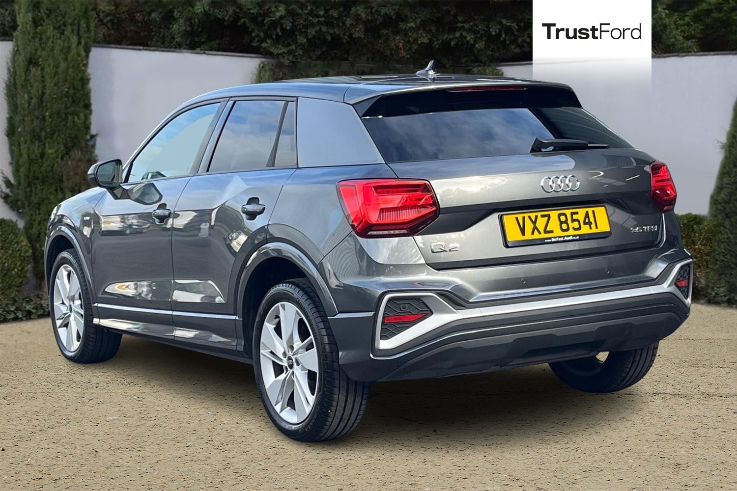 Audi Q2 Photo 1