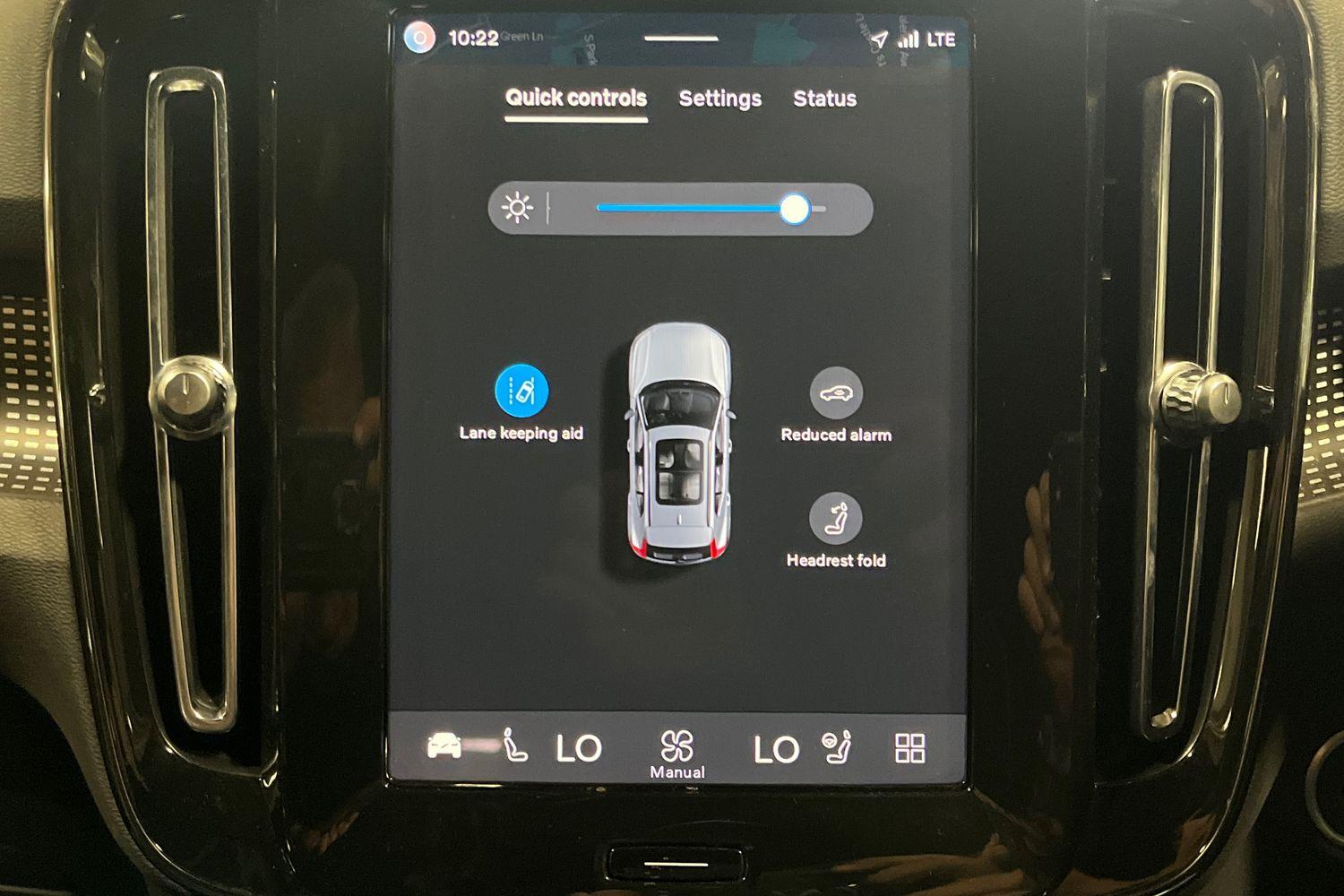 Volvo XC40 Photo 28