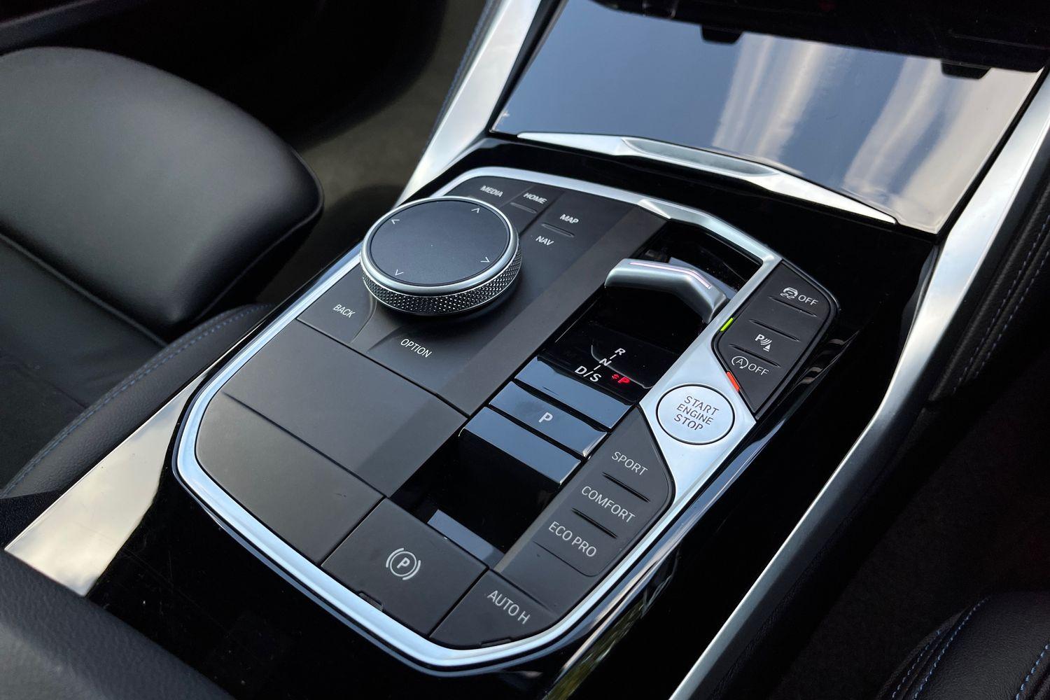 BMW 2 Series Photo 35
