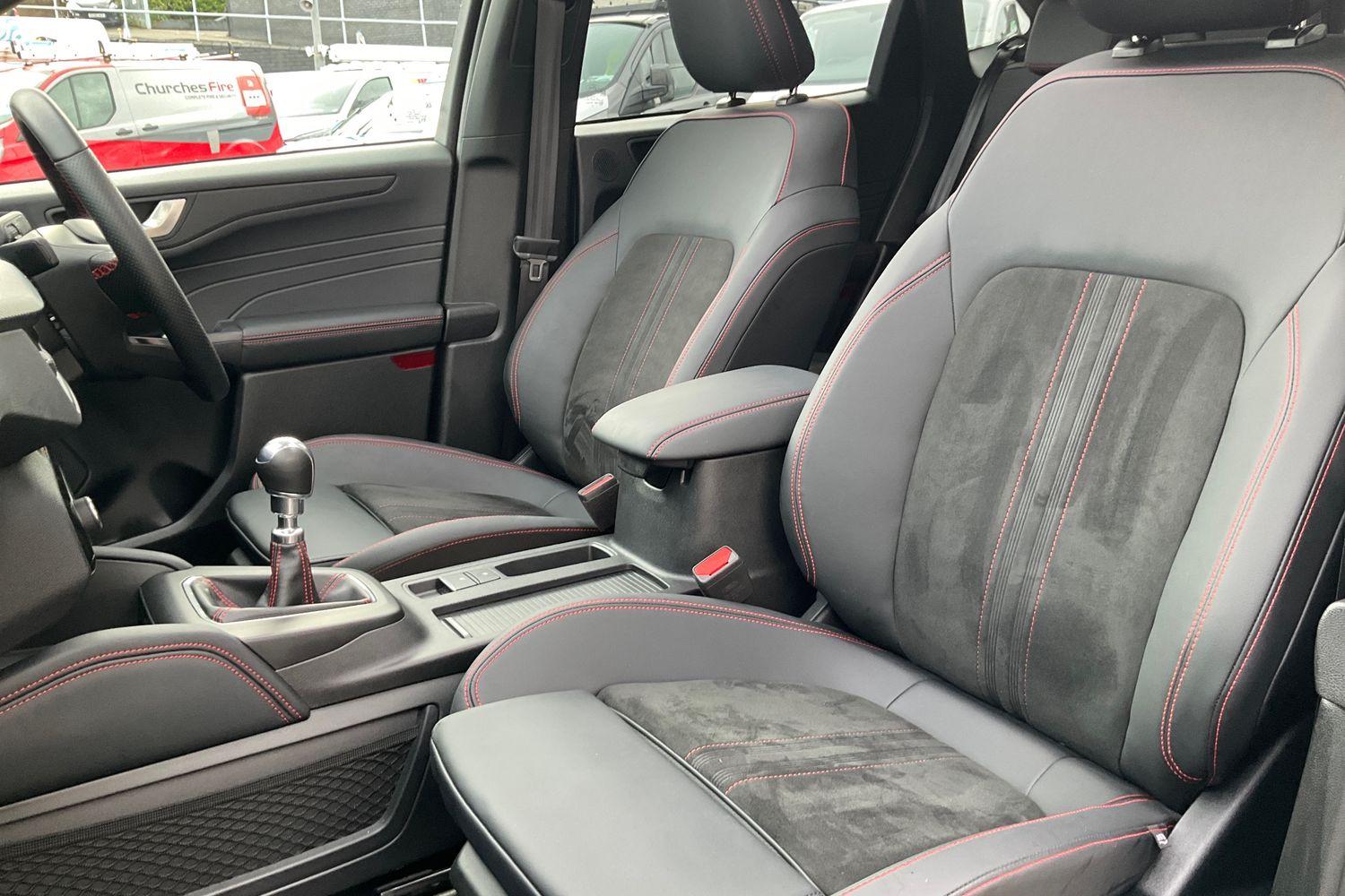 Ford Kuga Photo 18