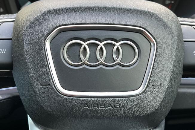 Audi Q3 Photo 28