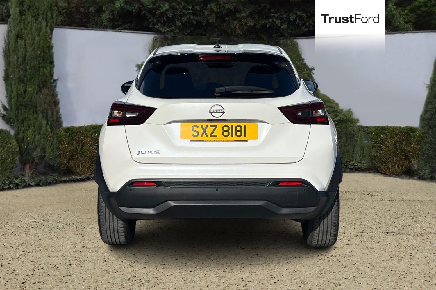 Nissan JUKE Photo 6