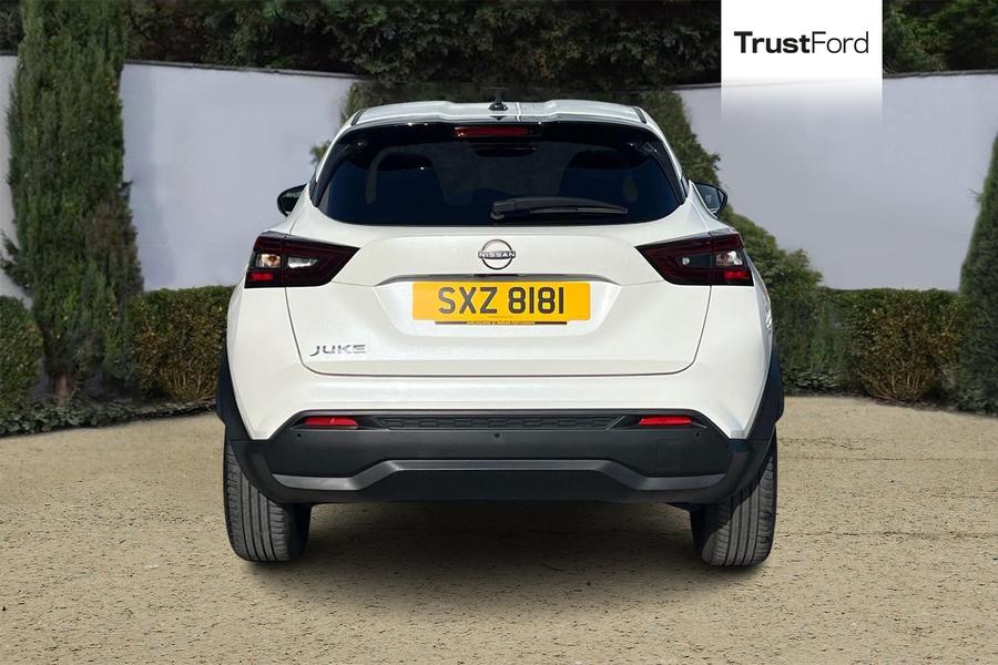 Nissan JUKE Photo autoimg-03b4769ab1af0584bc5ea2814b71eeda31a9a8cd.jpg
