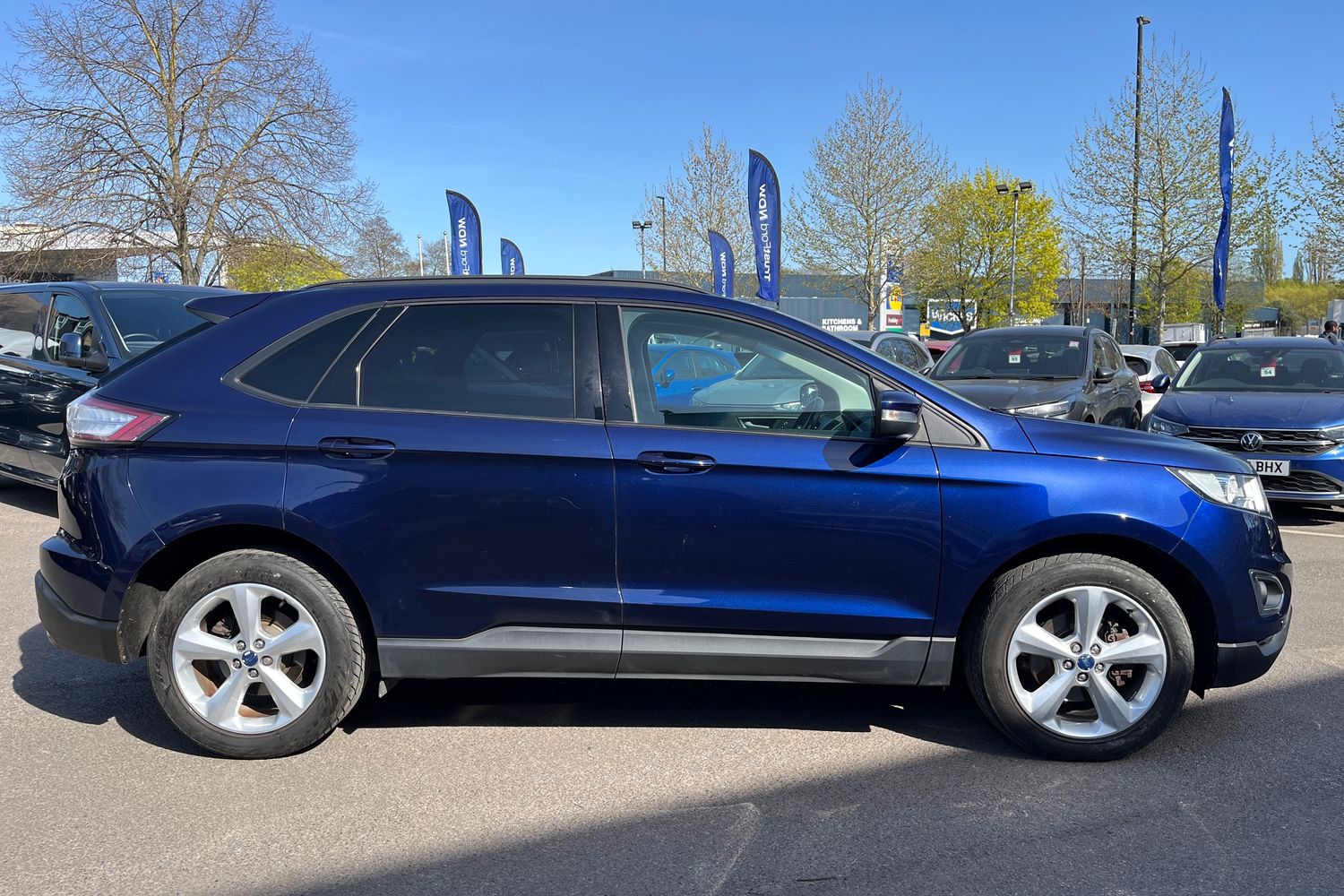 Ford EDGE Photo 36