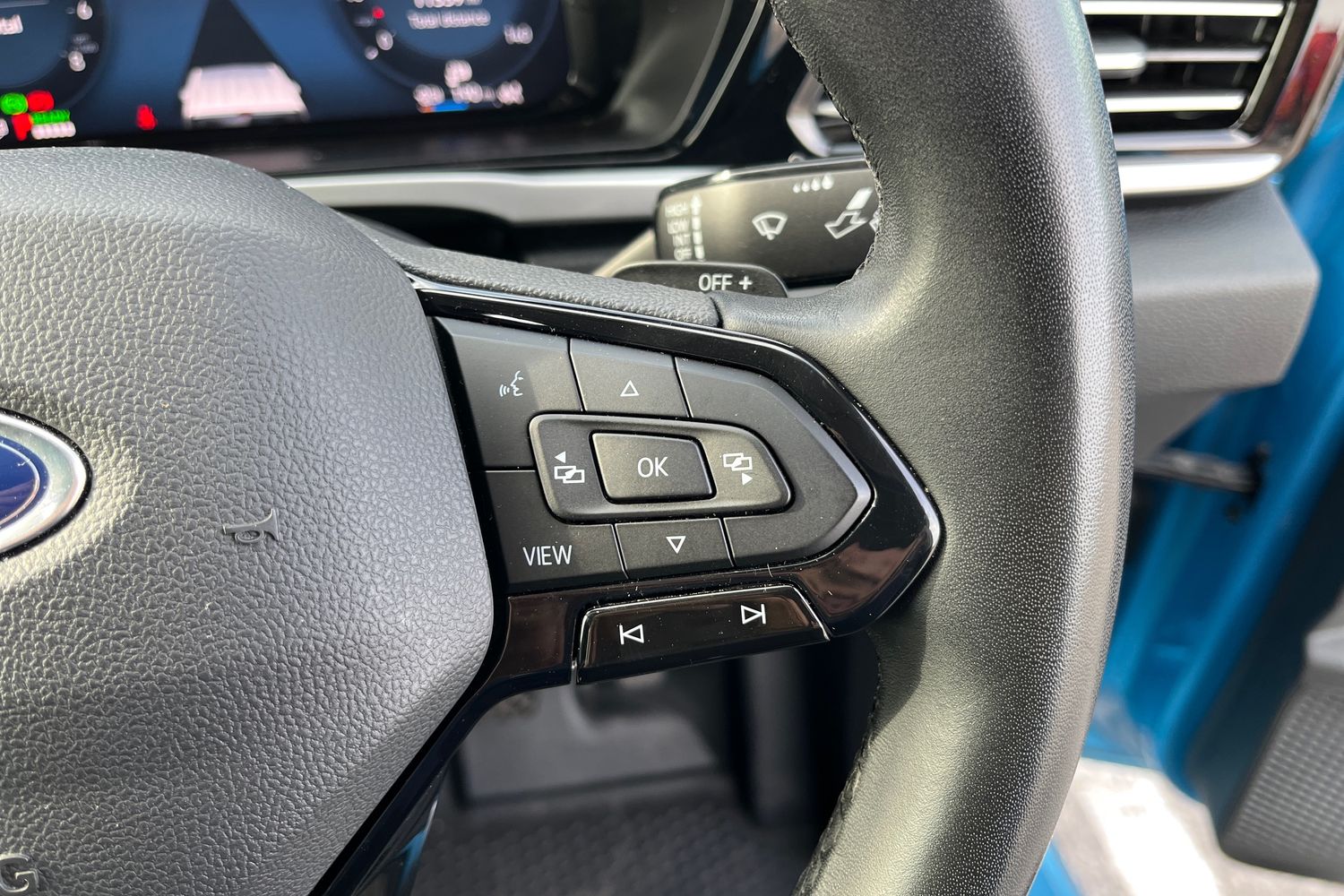 Ford TRANSIT CONNECT Photo 38