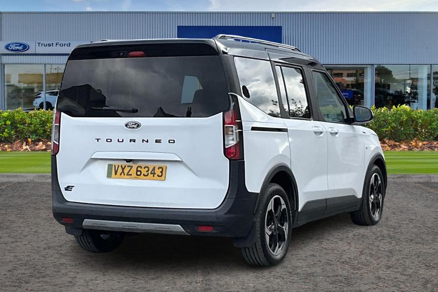 Ford E-Tourneo Courier Photo autoimg-03b65c5f30a5ddd8c3131a020b336077cced5f86.jpg