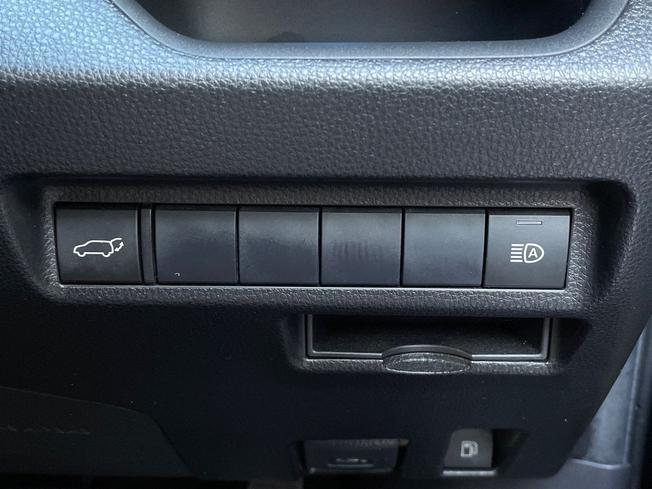 TOYOTA Rav4 Photo 40