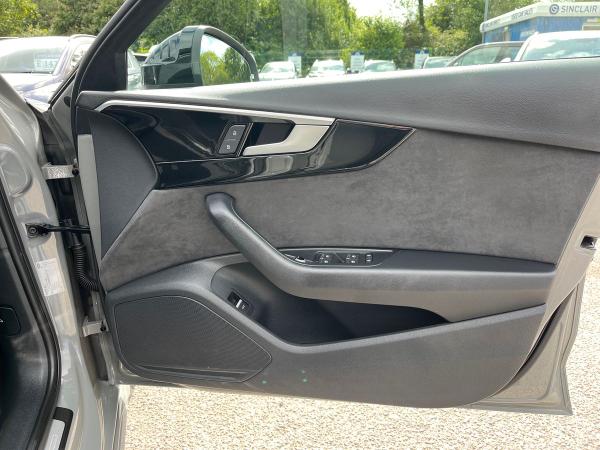 Audi A4 Photo autoimg-03c7c6d0a29bc1c99befcf0053811e4edd0e8417.jpg