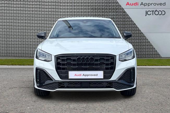 AUDI Q2 Photo 8