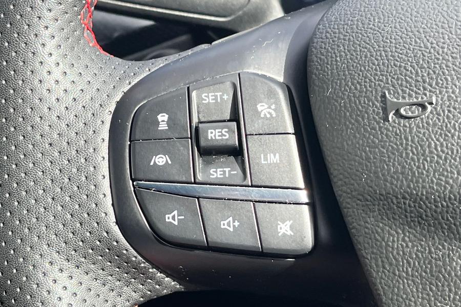Ford KUGA Photo autoimg-03daf553f354a6c7cfb206b71425b11287431ab7.jpg