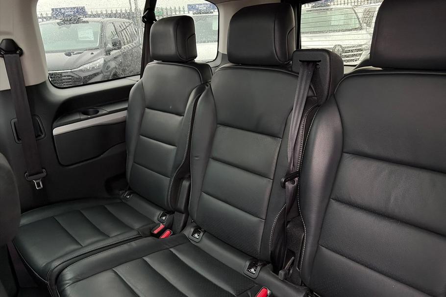 Used Vauxhall Vivaro FL22PCU 28