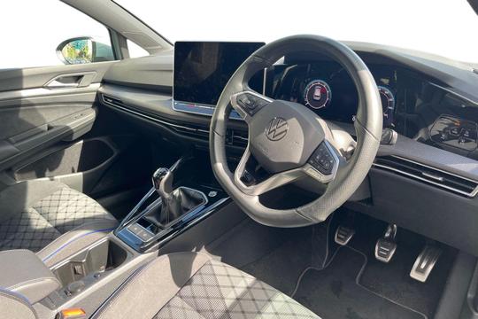 Volkswagen Golf Photo autoimg-03e44f549ab03c3654865c1a575f03c7ce10c0bb.jpg