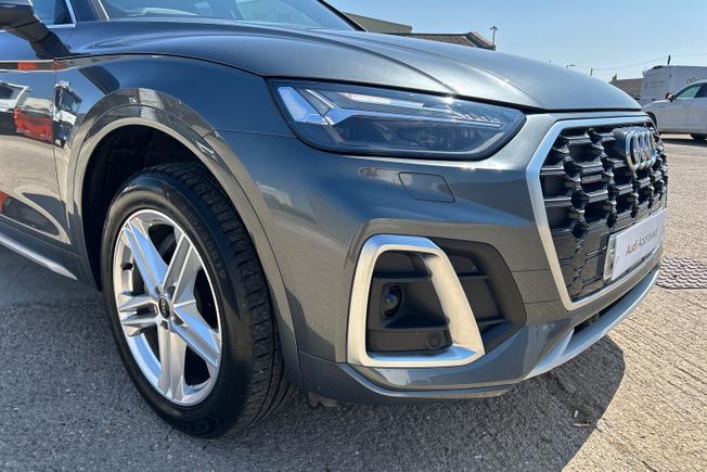 AUDI Q5 Photo 29