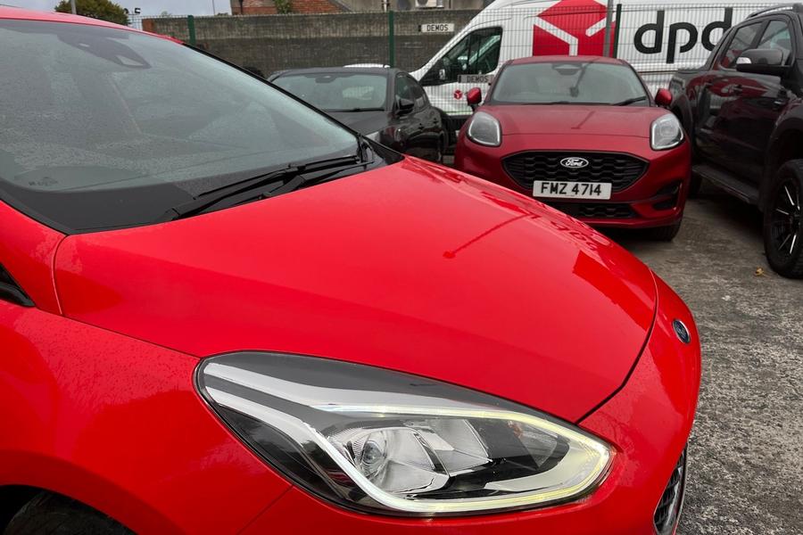 Ford FIESTA Photo autoimg-03e79a688bb0657b5fad9c6cc6e153a80831c8e7.jpg
