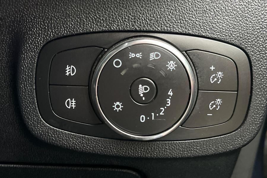 Ford FIESTA Photo autoimg-03e8cf5a08dedc781e75d5bde7d9f5c0c3ae1cc6.jpg