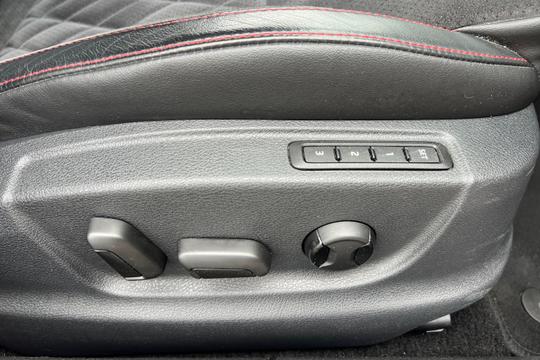 Skoda Octavia Photo autoimg-03eae35e26b2736c8bfa3c01b4b46696d1e66086.jpg