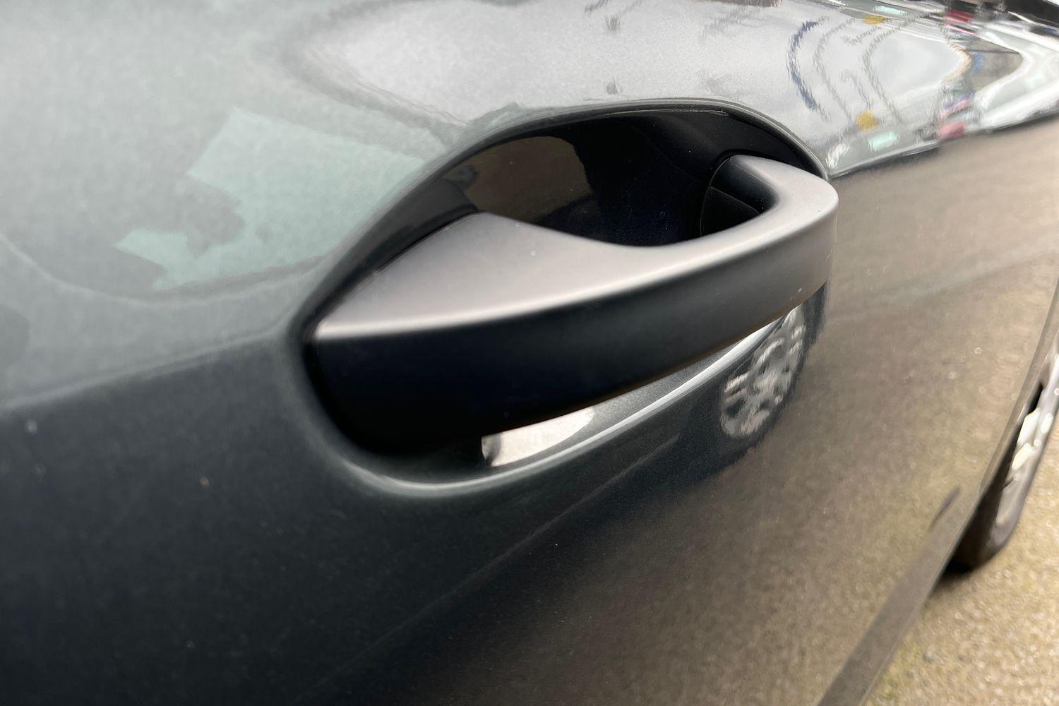Ford TRANSIT CONNECT Photo 17