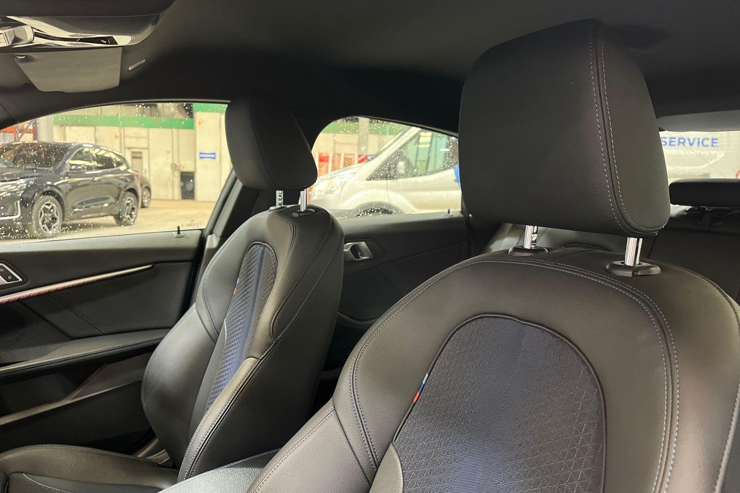 BMW 2 SERIES Photo 18