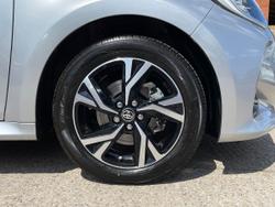Toyota Yaris Photo 5