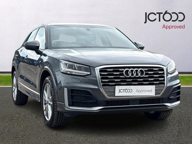 AUDI Q2 Photo 1
